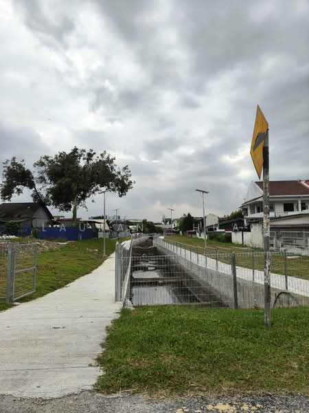 2-storey Terraced House for Rent in Petaling Jaya (Selangor) - Lauran Chuah - Exterior - PropertyGuru.com.my