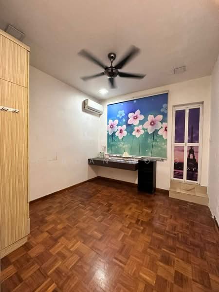 2.5-storey Terraced House for Sale in Taman Bukit Tiram (Ulu Tiram) - Jordan Wong - Bedroom - PropertyGuru.com.my