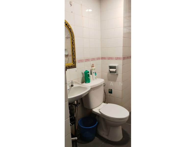 Sri Saujana untuk Untuk Disewa - RM 1,500 /bulan, Apr 2026 - Bathroom - PropertyGuru.com.my