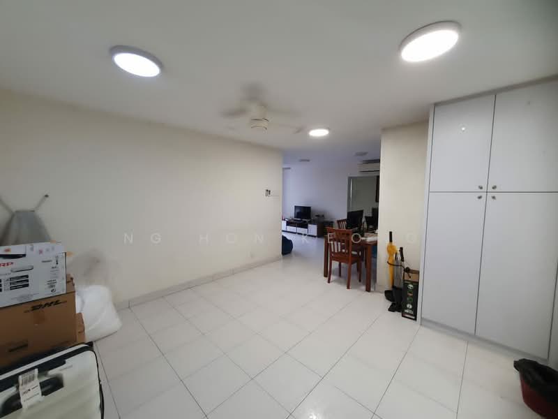 Pantai Hillpark 2 untuk Untuk Dijual - RM 450,000, Mac 2026 - Living Room - PropertyGuru.com.my