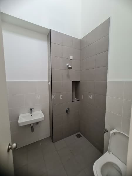 2-storey Terraced House for Rent in Semenyih (Selangor) - Mike Lim - Bathroom - PropertyGuru.com.my
