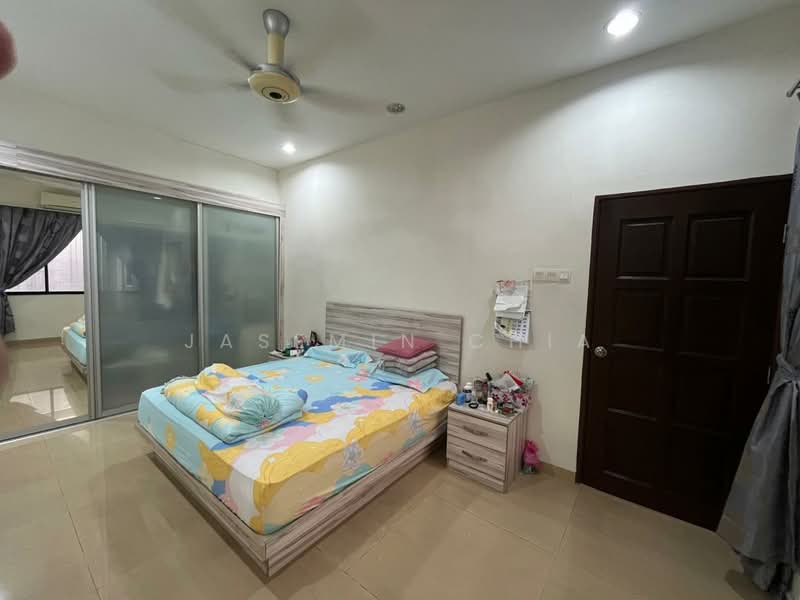 Semi-Detached House for Sale in Jalan Ipoh (Kuala Lumpur) - Jasemin Chia - Bedroom - PropertyGuru.com.my