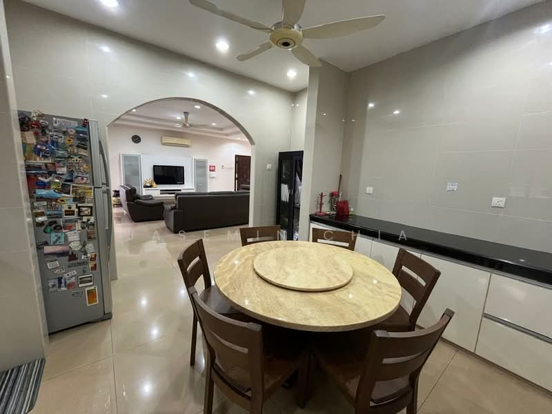 Semi-Detached House for Sale in Jalan Ipoh (Kuala Lumpur) - Jasemin Chia - Living Room - PropertyGuru.com.my