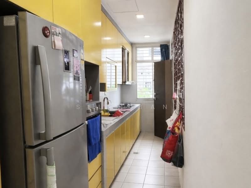 2-storey Terraced House for Sale in Johor Bahru (Johor) - Selin Tan - Kitchen - PropertyGuru.com.my