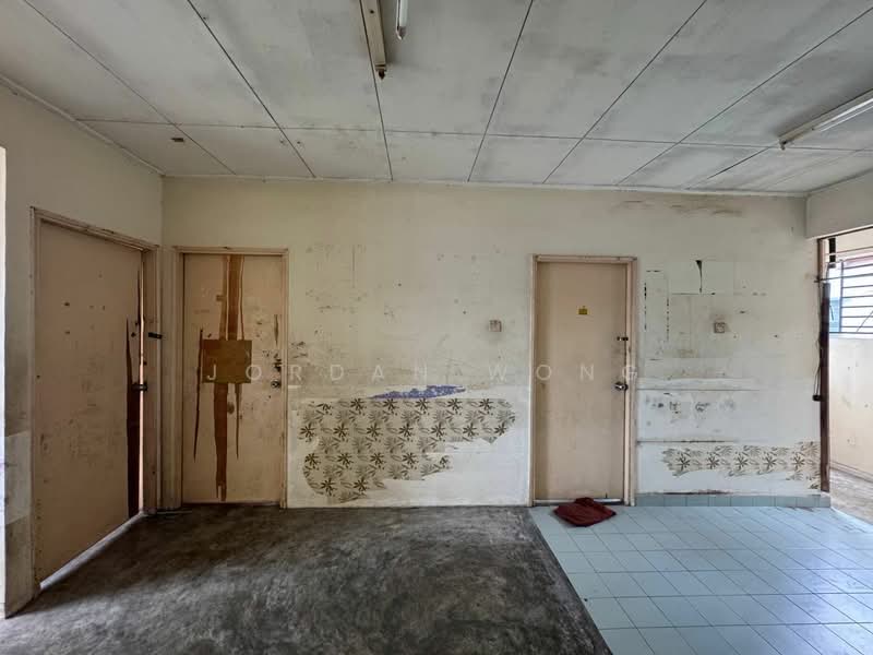 Flat Tasek 64 untuk Untuk Dijual - RM 155,000, Mac 2026 - Interior - PropertyGuru.com.my