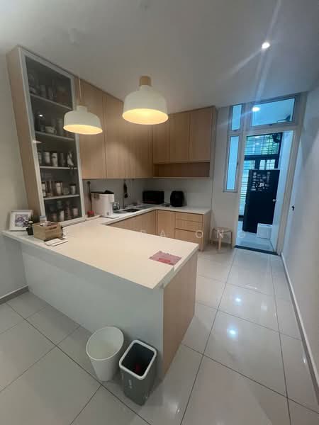 2-storey Terraced House for Rent in Taman Mount Austin (Tebrau) - Claira Ong - Kitchen - PropertyGuru.com.my