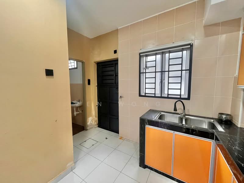 Taman Pulai Mutiara untuk Untuk Dijual - RM 570,000, Mac 2026 - Kitchen - PropertyGuru.com.my