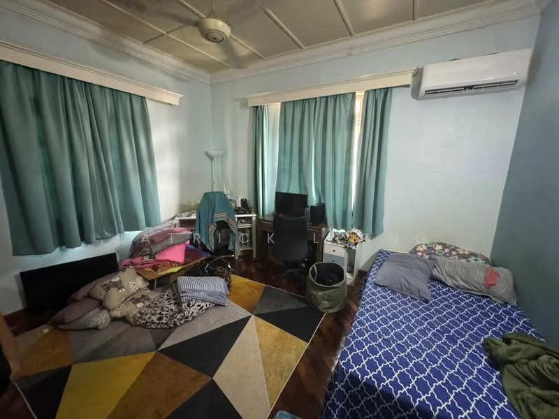 Bungalow for Sale in Bandar Country Homes (Rawang) - Patrick Leong - Bedroom - PropertyGuru.com.my