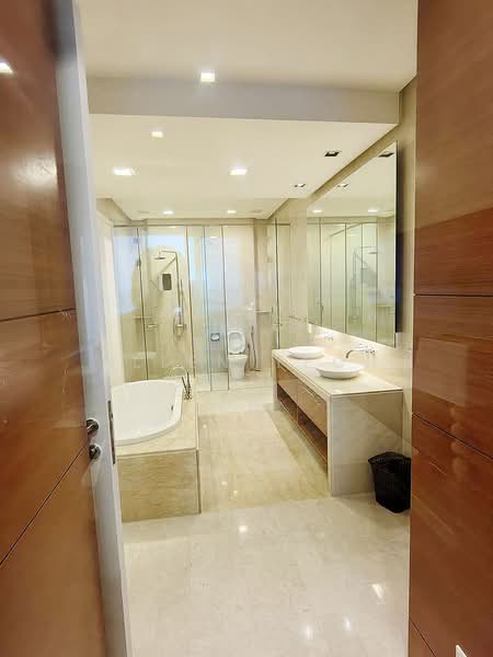 Service Residence for Sale at Straits Quay (The Suites at Waterside) - Allen Yeoh - Bathroom - PropertyGuru.com.my