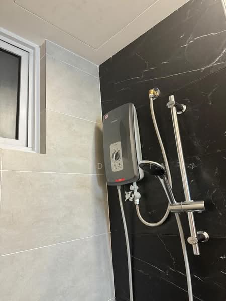 Condominium for Rent at QuayWest Residence - Mandy Lim - Bathroom - PropertyGuru.com.my