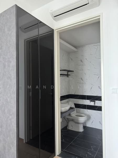 Condominium for Rent at QuayWest Residence - Mandy Lim - Bathroom - PropertyGuru.com.my