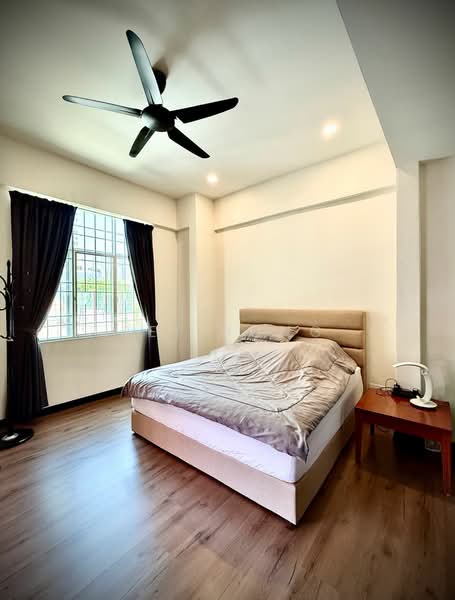 Bungalow for Sale in Tanjung Tokong (Penang) - Pei Hong - Bedroom - PropertyGuru.com.my
