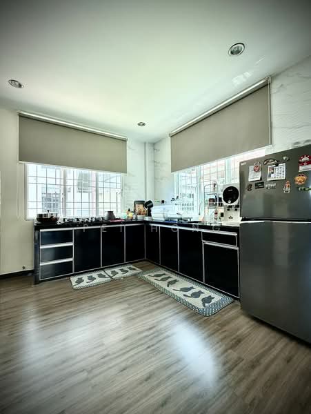 Bungalow for Sale in Tanjung Tokong (Penang) - Pei Hong - Kitchen - PropertyGuru.com.my