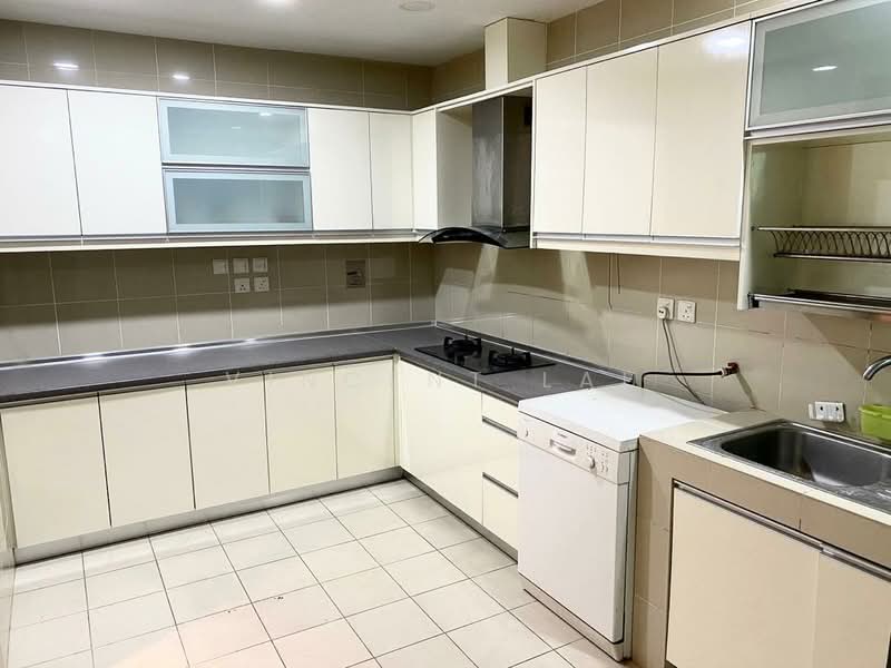 Condominium for Sale at 10 Mont Kiara @ MK10 - Vincent Lau - Kitchen - PropertyGuru.com.my