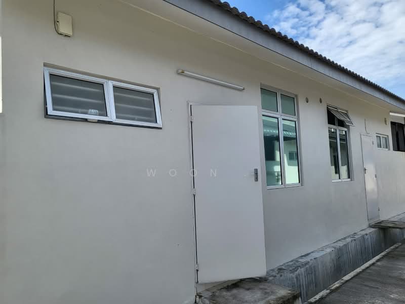 1-storey Terraced House for Rent in Ayer Molek (Melaka) - Woon . - Exterior - PropertyGuru.com.my