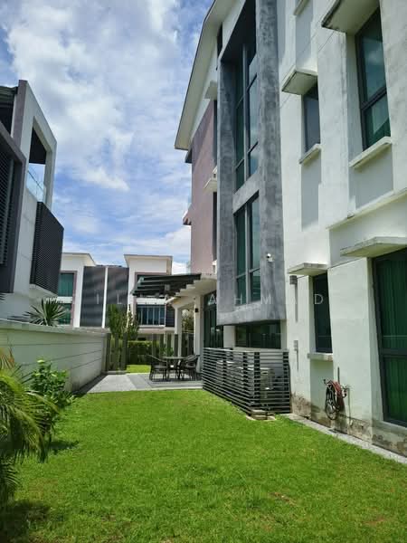 Bungalow for Sale in Cyberjaya (Selangor) - Zilla Ahmad - Exterior - PropertyGuru.com.my