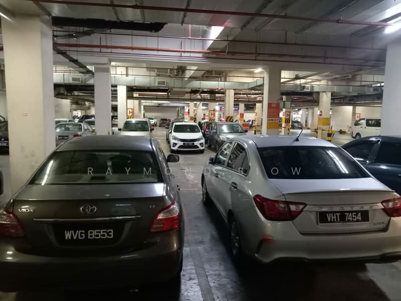 Shop / Office untuk Dijual di Kuchai Business Park (Kuala Lumpur) - Raymond Siow - Car Park - PropertyGuru.com.my