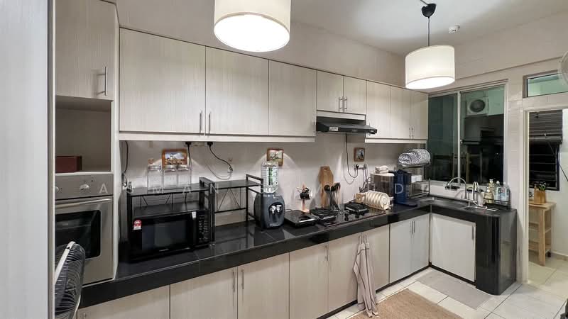 Rumah Teres 2 Tingkat untuk Disewa di Alam Budiman (Shah Alam) - Asman Samsudin - Kitchen - PropertyGuru.com.my