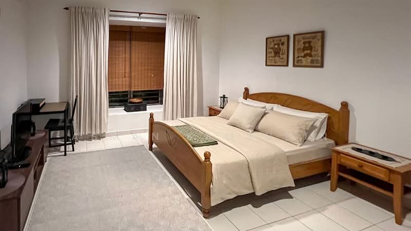 Rumah Teres 2 Tingkat untuk Disewa di Alam Budiman (Shah Alam) - Asman Samsudin - Master Bedroom - PropertyGuru.com.my