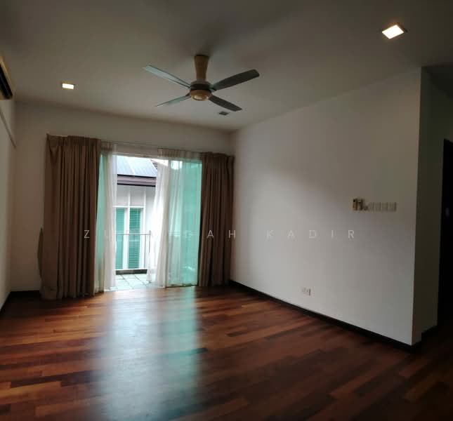 Rumah Banglo untuk Dijual di Mutiara Seputeh (Seputeh) - Zubaidah Kadir - Living Room - PropertyGuru.com.my