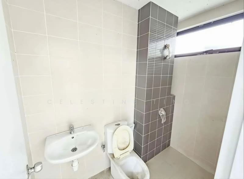 Semi-Detached House for Sale in Setia Ecohill (Semenyih) - Celestine Ting - Bathroom - PropertyGuru.com.my