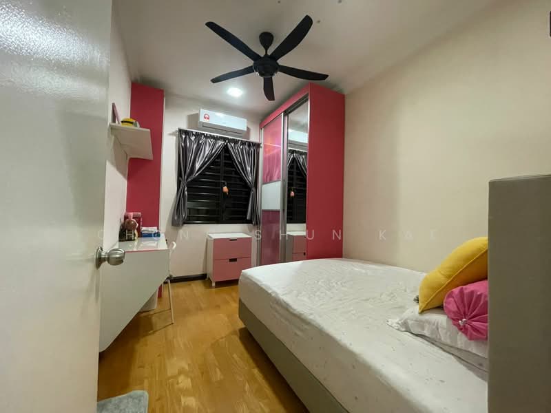 Terraced House for Sale in Bandar Kinrara Seksyen 1 (Bandar Kinrara) - Chong Shun Kae - Bedroom - PropertyGuru.com.my