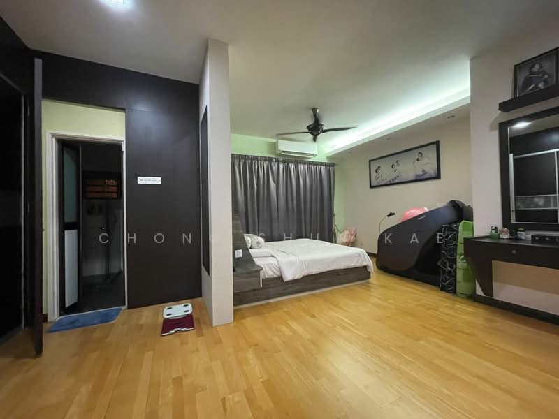 Terraced House for Sale in Bandar Kinrara Seksyen 1 (Bandar Kinrara) - Chong Shun Kae - Bedroom - PropertyGuru.com.my