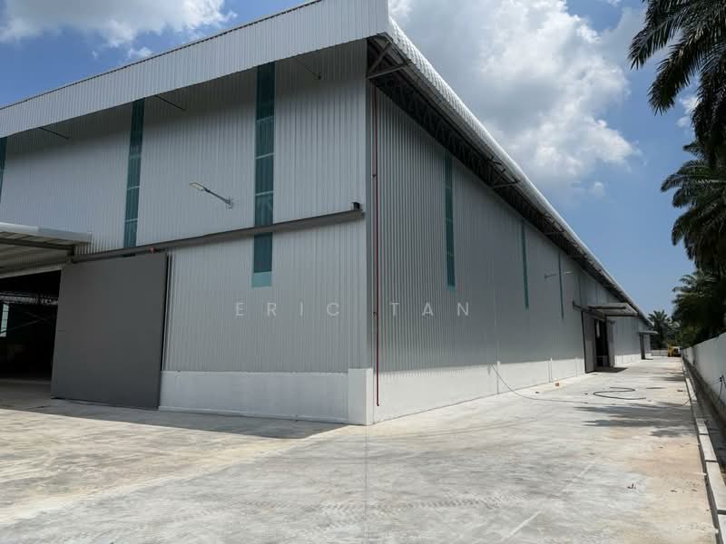 Kilang untuk Disewa di Kampung Teluk Panglima Garang (Telok Panglima Garang) - Eric Tan - Exterior - PropertyGuru.com.my