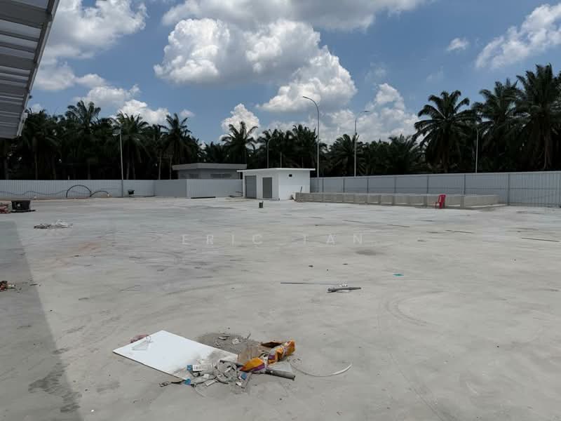 Kilang untuk Disewa di Kampung Teluk Panglima Garang (Telok Panglima Garang) - Eric Tan - Exterior - PropertyGuru.com.my