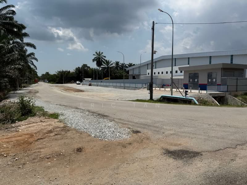 Kilang untuk Disewa di Kampung Teluk Panglima Garang (Telok Panglima Garang) - Eric Tan - Exterior - PropertyGuru.com.my