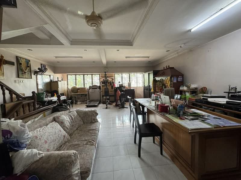 3-storey Terraced House for Sale in Taman Desa Seputeh (Seputeh) - Zarif Zahisham - Interior - PropertyGuru.com.my