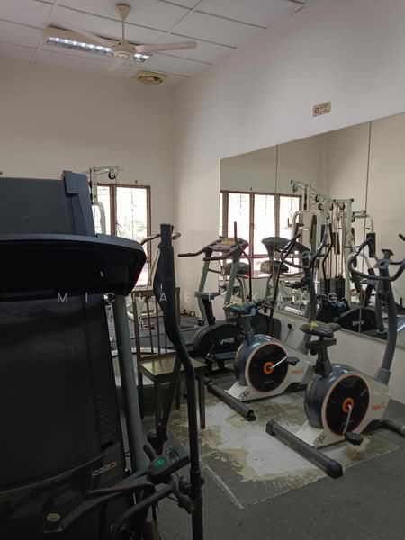 Apartment for Sale at Pangsapuri Saraka - Michael Kang - Gym - PropertyGuru.com.my