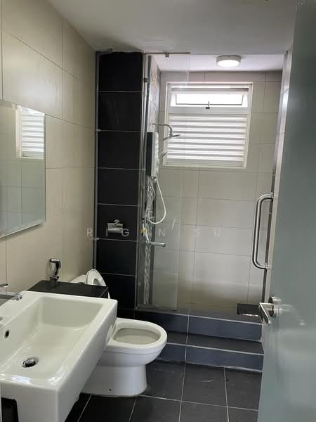 Service Residence for Sale at Tropez Residences - Rigin Su - PropertyGuru.com.my