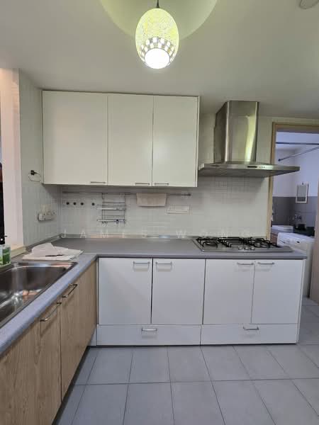 Service Residence for Sale at i-Zen @ Kiara 1 - James Wong - Kitchen - PropertyGuru.com.my