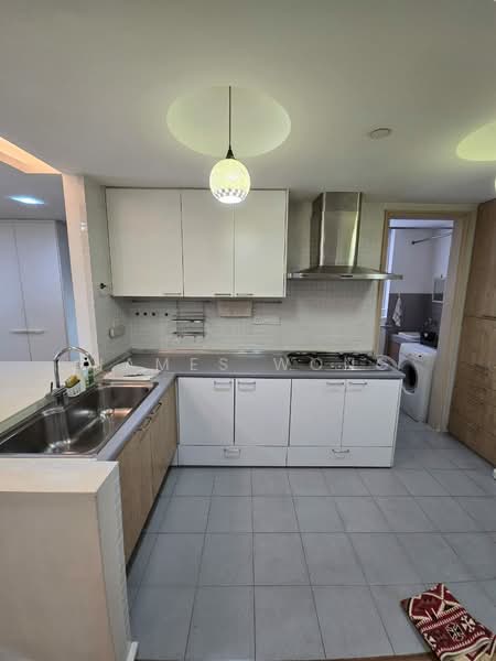 Service Residence for Sale at i-Zen @ Kiara 1 - James Wong - Kitchen - PropertyGuru.com.my