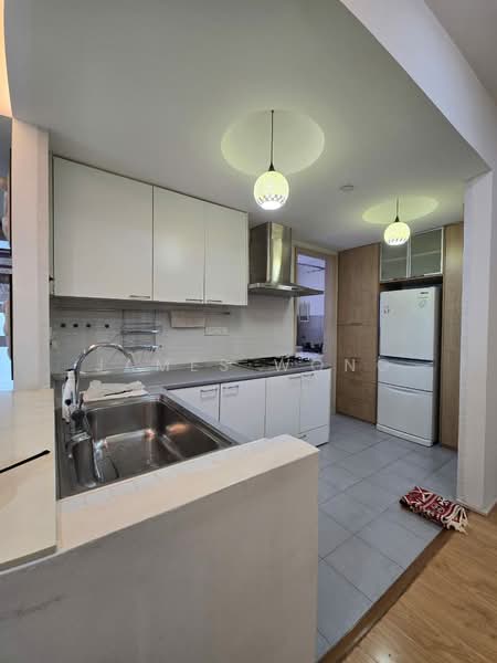 Service Residence for Sale at i-Zen @ Kiara 1 - James Wong - Kitchen - PropertyGuru.com.my