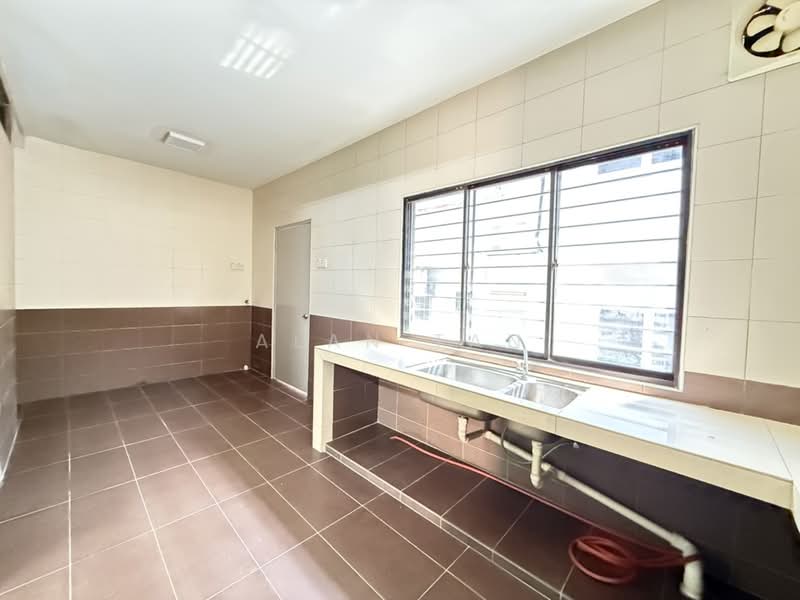 2-storey Terraced House for Sale in Taman Jaya Baru (Cheras) - Alan Tan - Kitchen - PropertyGuru.com.my