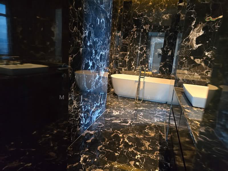 Service Residence for Sale at Four Seasons Place - Mei Yee Tan - Bathroom - PropertyGuru.com.my