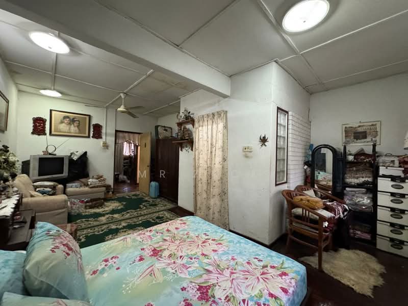 Terraced House for Sale in Batu Caves (Selangor) - Mr Zack - Bedroom - PropertyGuru.com.my