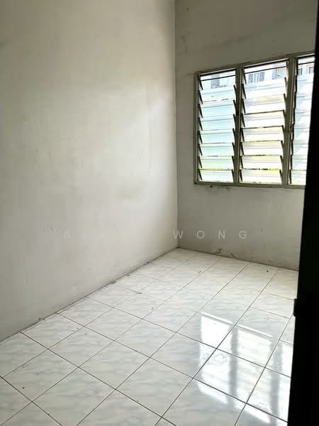 Flat for Rent at Pelangi Indah - Alice Wong - Interior - PropertyGuru.com.my