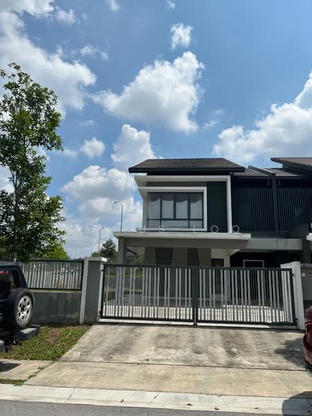 Rumah Berkembar untuk Dijual di Sungai Buloh (Selangor) - CCS Shan - PropertyGuru.com.my