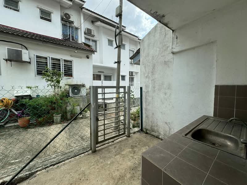 2-storey Terraced House for Sale in Sungai Buloh (Selangor) - CCS Shan - Exterior - PropertyGuru.com.my