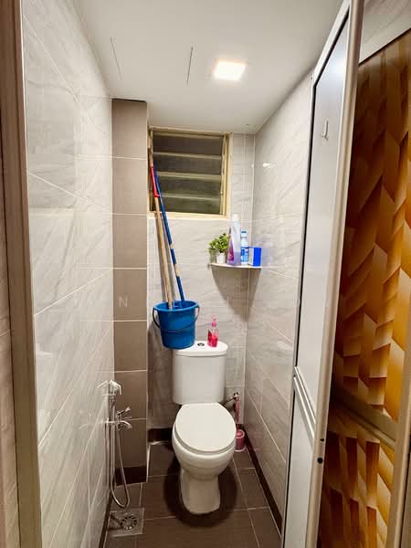 Flat for Sale at Permai Ria - Kenneth Low - Bathroom - PropertyGuru.com.my