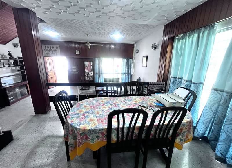 Semi-Detached House for Sale in Jalan Ipoh (Kuala Lumpur) - CCS Shan - Dining Room - PropertyGuru.com.my
