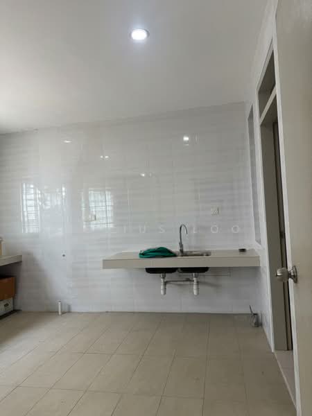 Semi-Detached House for Sale in Sungai Buloh (Selangor) - CCS Shan - Kitchen - PropertyGuru.com.my