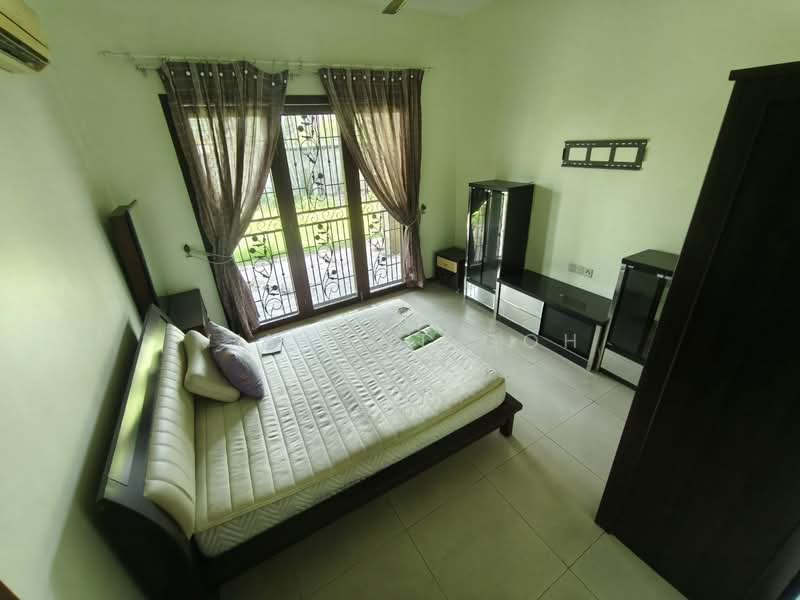 2-storey Terraced House for Sale in Bukit Rahman Putra (Sungai Buloh) - Vincent Goh - Bedroom - PropertyGuru.com.my