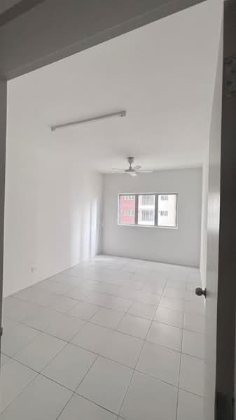 Residensi Sateria untuk Untuk Disewa - RM 1,500 /bulan, Mac 2026 - Interior - PropertyGuru.com.my