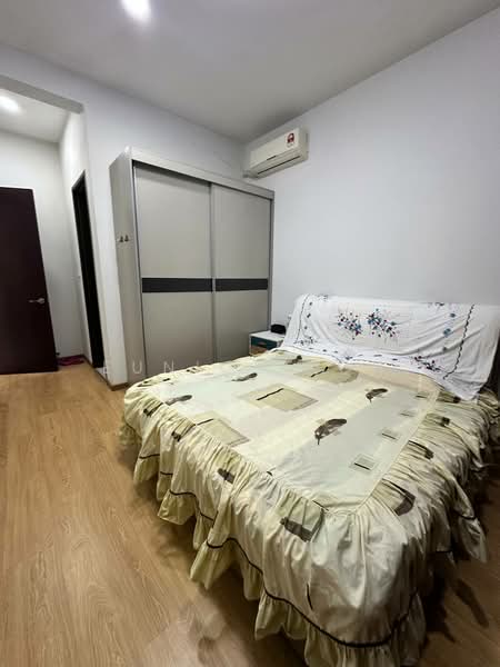 Kondominium untuk Dijual di Bay Point @ Country Garden Danga Bay - Eunice Koh - Bedroom - PropertyGuru.com.my