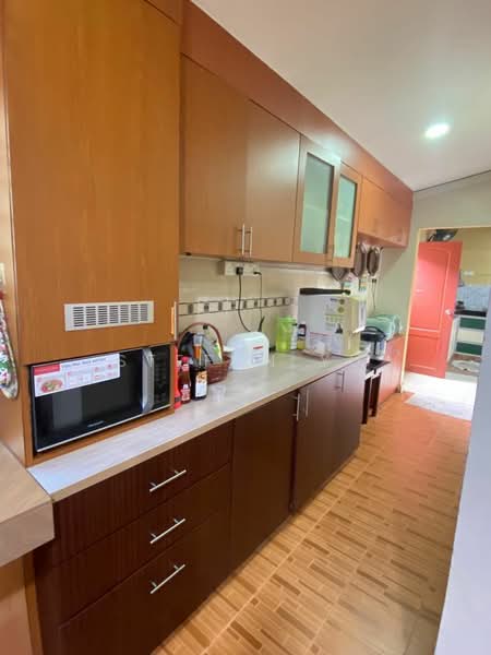Jalan Ayu Pelangis Indah Ulu Tiram Johor / Corners Lot untuk Untuk Dijual - RM 780,000, Apr 2026 - Kitchen - PropertyGuru.com.my