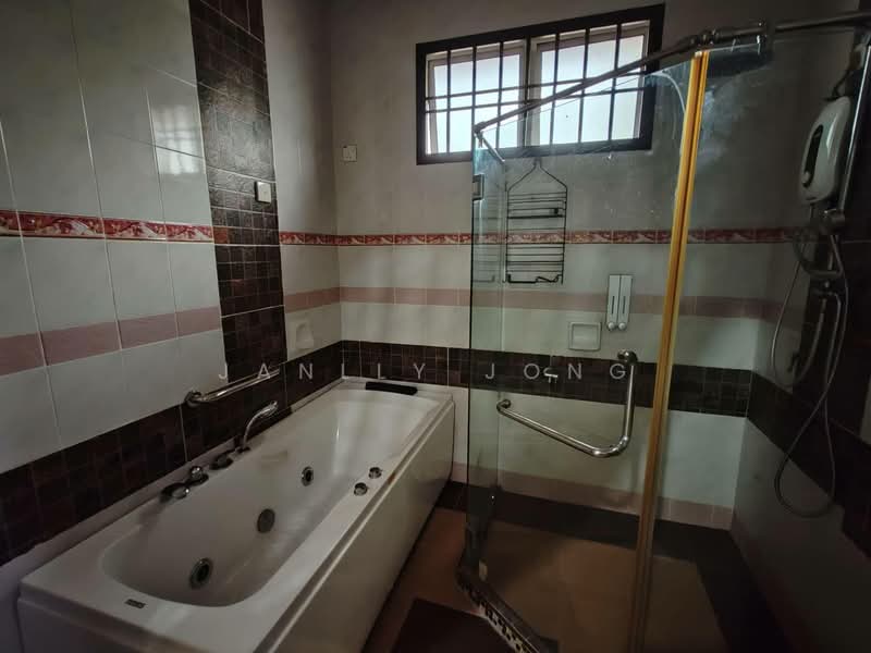 Nusa Bestari Nusas Bestaris untuk Untuk Dijual - RM 730,000, Mac 2026 - Bathroom - PropertyGuru.com.my